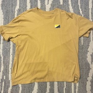 Mustard yellow Nike SB t-shirt